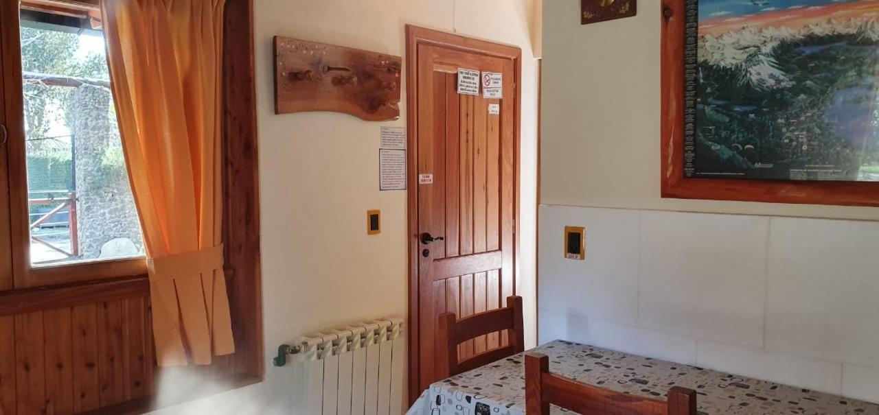 El Aguila Aparthotel San Carlos de Bariloche Bagian luar foto