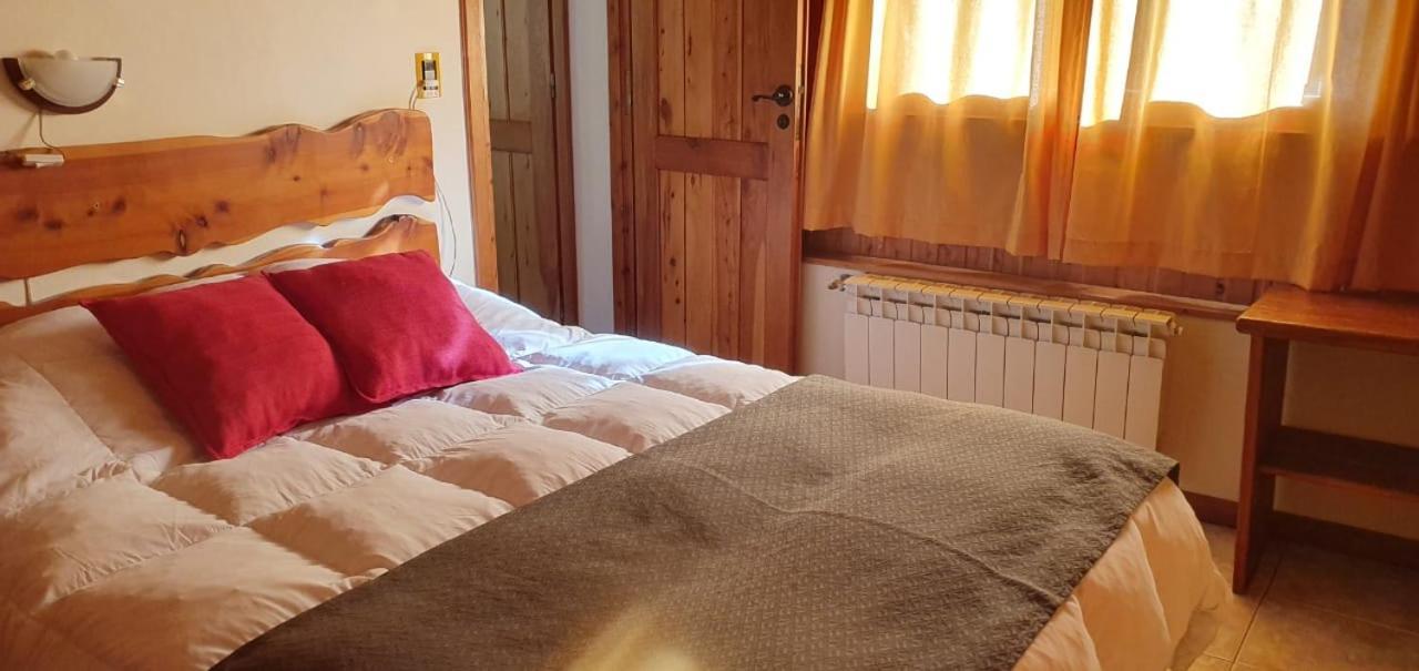 El Aguila Aparthotel San Carlos de Bariloche Bagian luar foto