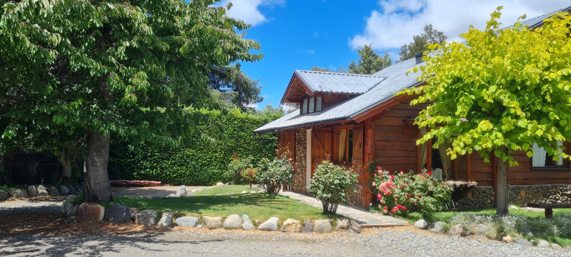 El Aguila Aparthotel San Carlos de Bariloche Bagian luar foto