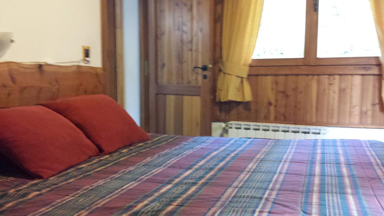 El Aguila Aparthotel San Carlos de Bariloche Bagian luar foto