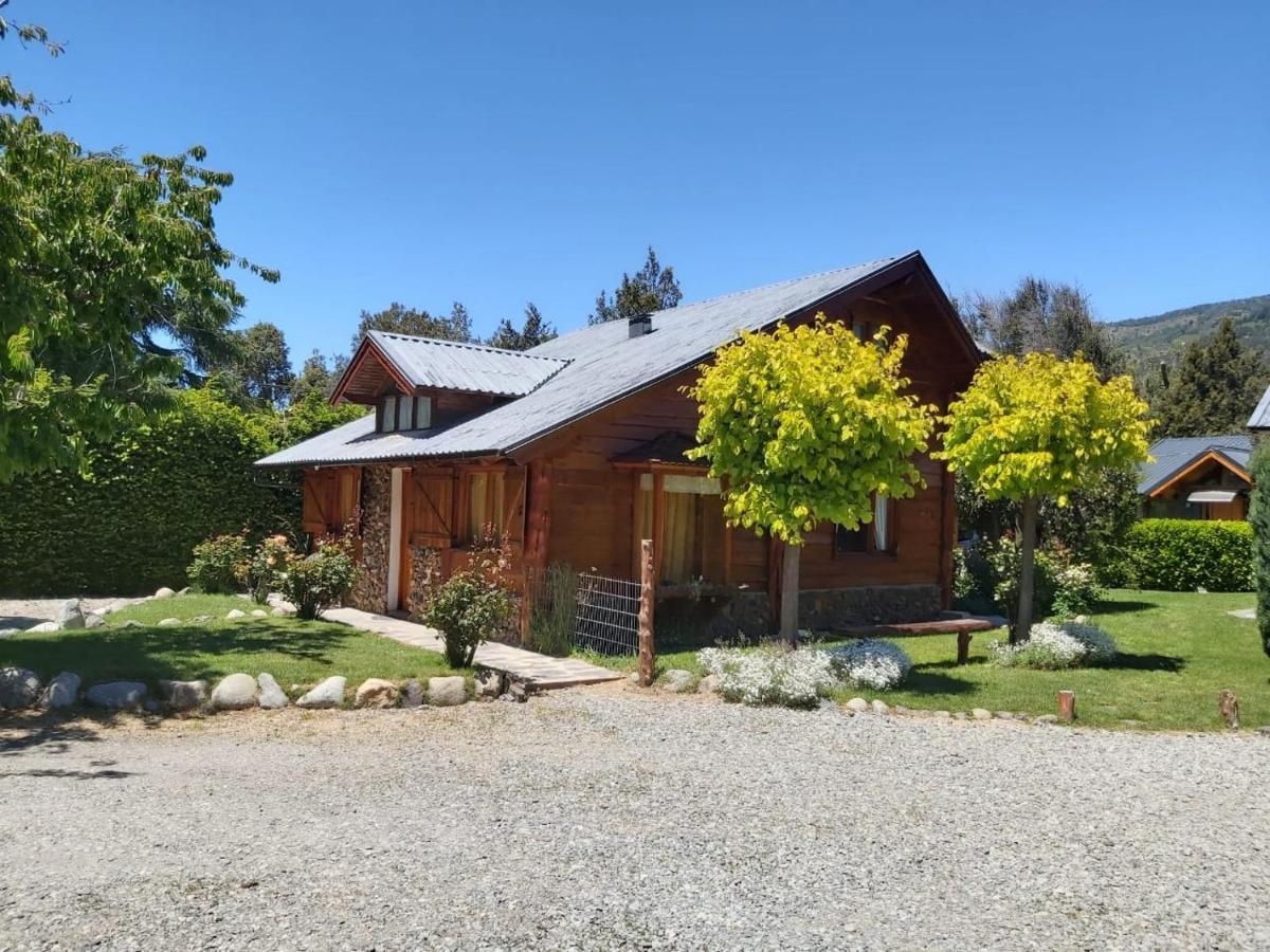 El Aguila Aparthotel San Carlos de Bariloche Bagian luar foto